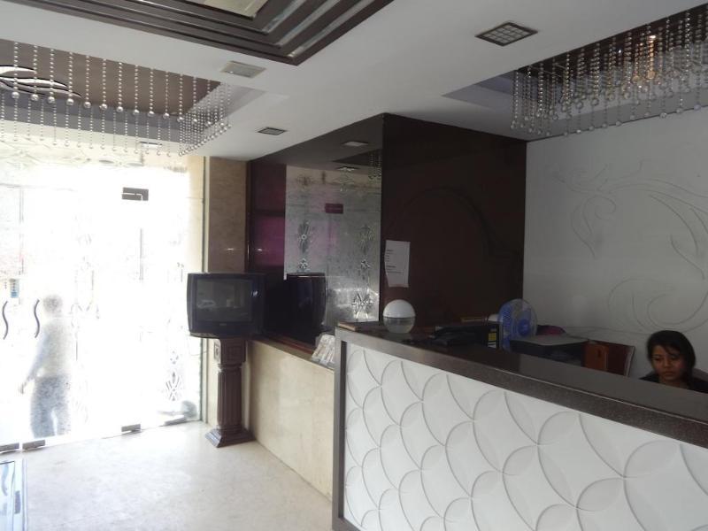 FabHotel B Continental Delhi  Esterno foto
