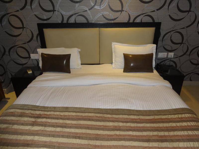 FabHotel B Continental Delhi  Esterno foto